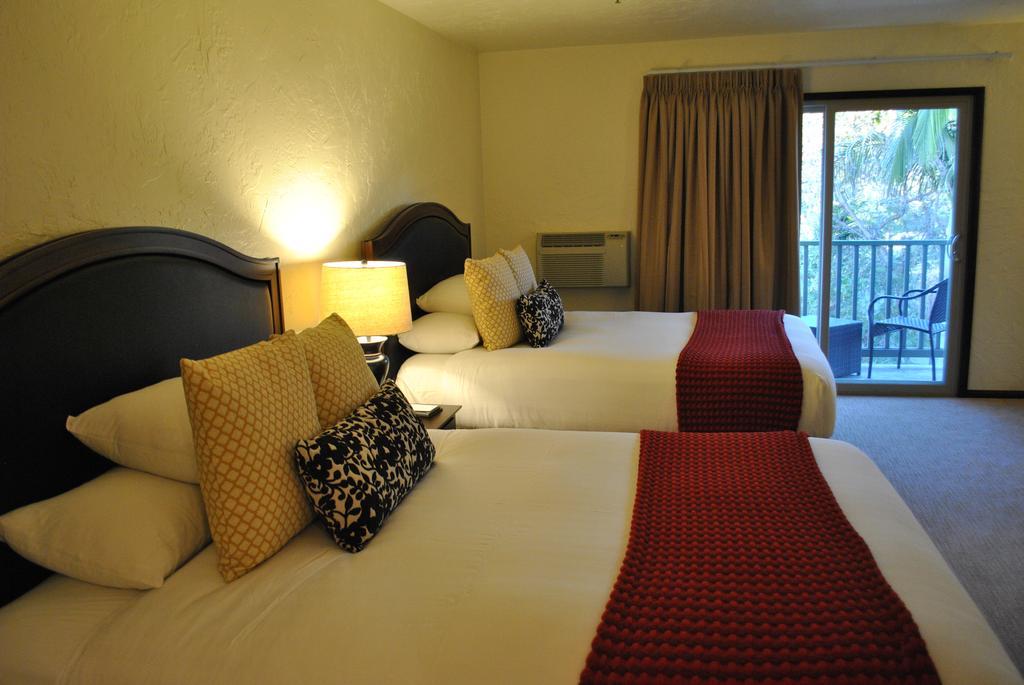 Hotel Palmoro House à Santa Barbara Chambre photo